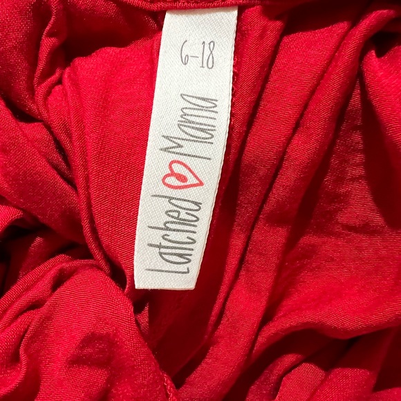 Latched Mama standard snowflake romper & matching shirt! - Picture 4 of 7